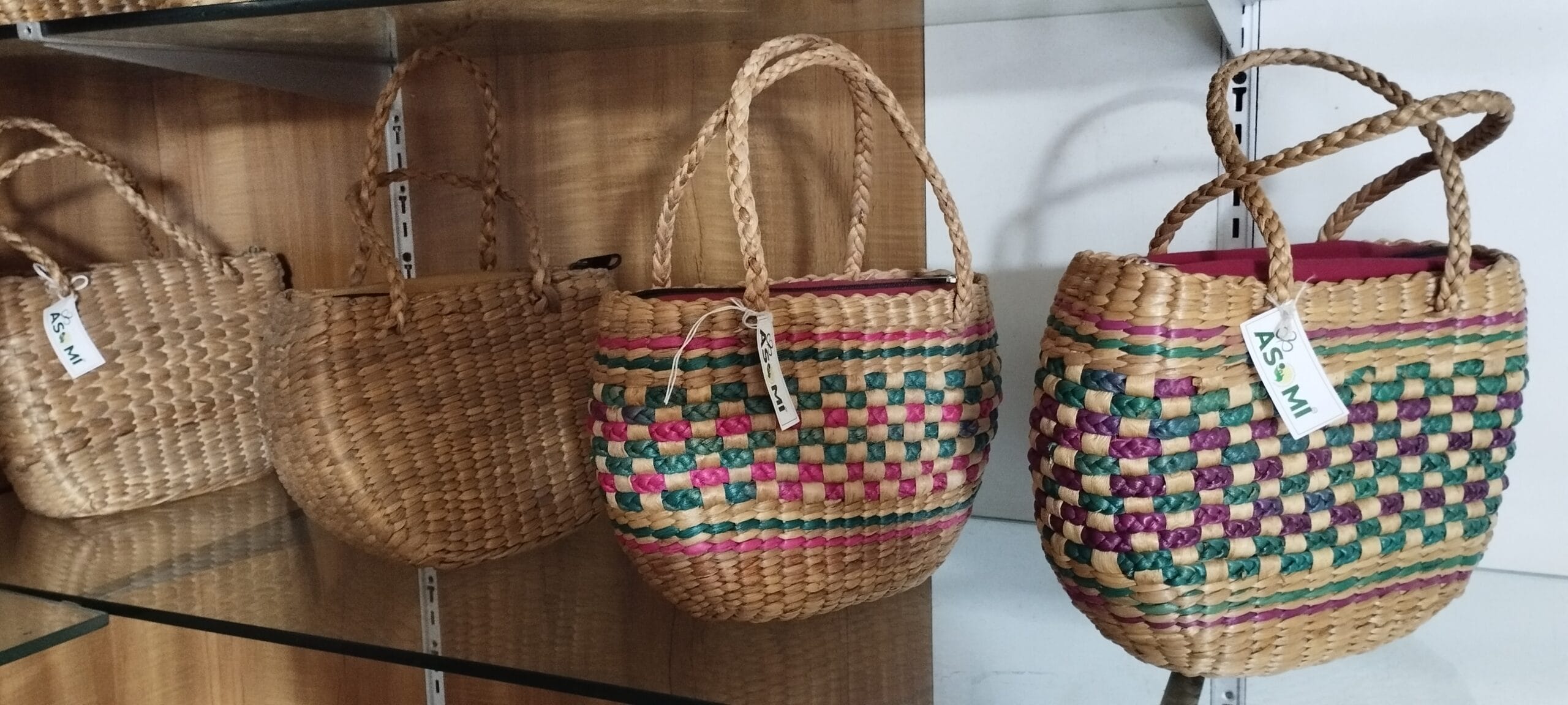 Water hyacinth bag - Image 2